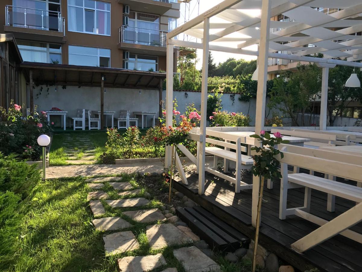 Family Hotel Akra Tschernomorez Exterior foto